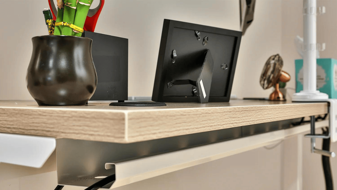 8 Sit-Stand Desk Cable Management Tips